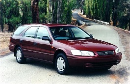 Toyota Vienta 1995 Modell